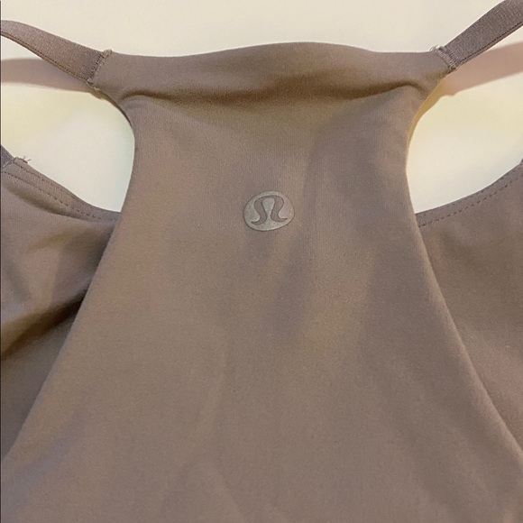 Lululemon Nulu High Neck Mesh Hem Tank - NWT - Picture 4 of 7